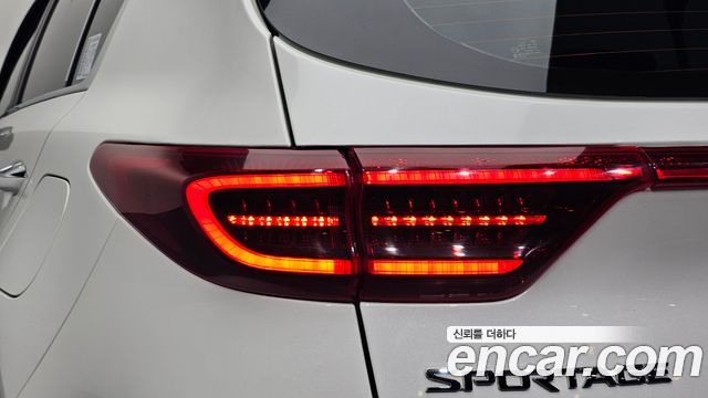 Kia Sportage The Bold Gasoline Prestige 2020 — фото 23