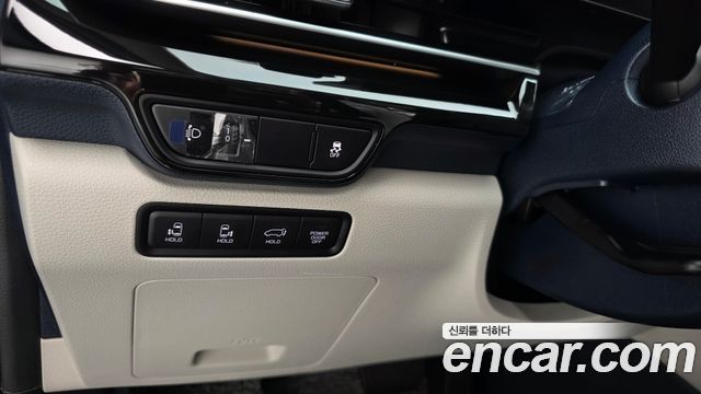 Kia Carnival (IV) HEV 7seater Gravity 2025 — фото 28