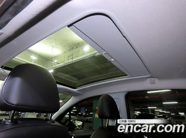Peugeot 208 1.6 e-HDi Feline 5Door 2013 — фото 20