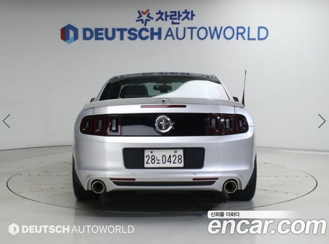 Ford Mustang Coupe 2014 — фото 4
