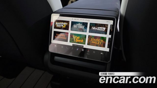 Tesla Model Y RWD 2025 — фото 28