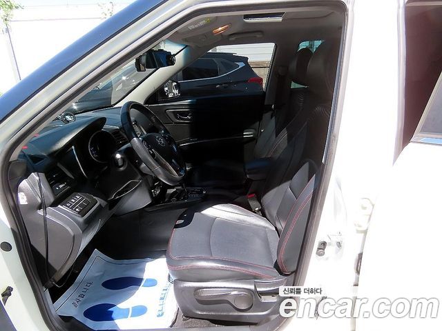KG Mobility (SsangYong) Tivoli Air Diesel IX 4WD 2017 — фото 5