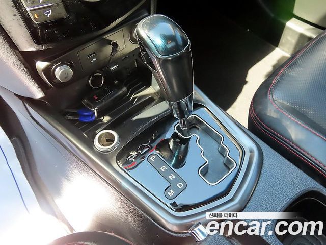 KG Mobility (SsangYong) Tivoli Air Diesel IX 4WD 2017 — фото 10