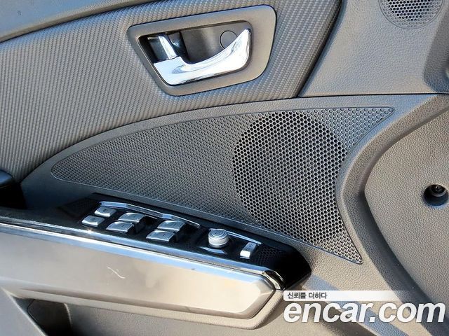 KG Mobility (SsangYong) Tivoli Air Diesel IX 4WD 2017 — фото 15