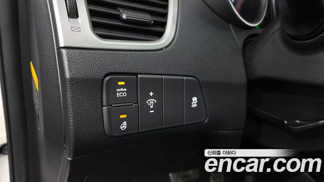 Hyundai Avante Coupe 2.0 GDi Premium Standard 2014 — фото 11