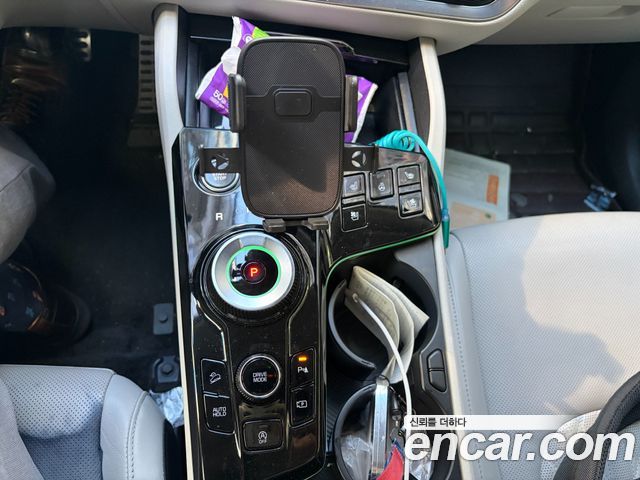 Kia Sportage (V) Diesel 2.0 2WD Signature 2022 — фото 16
