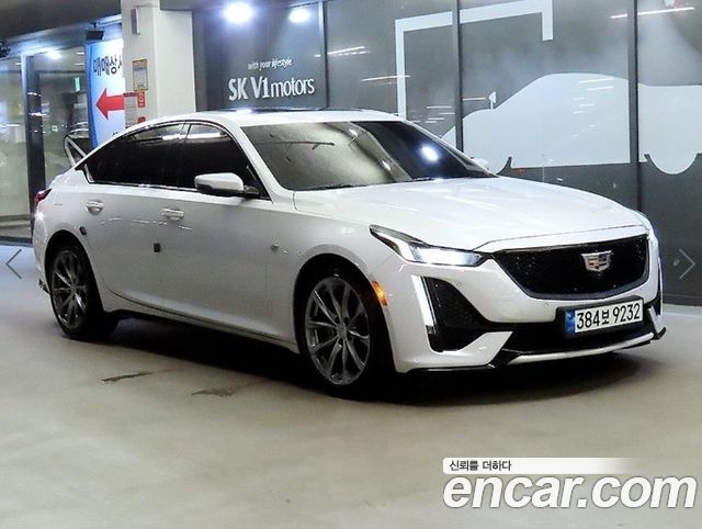 Cadillac CT5 2.0 Sport 2021 — фото 2