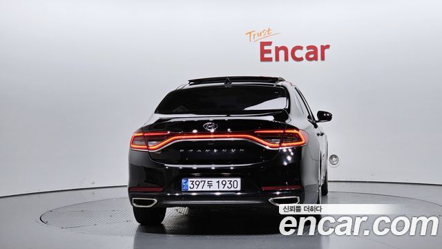 Hyundai Grandeur (IG) 2.4 Exclusive Special 2019 — фото 4