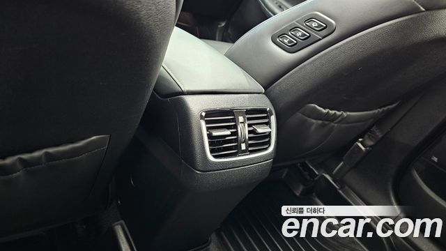 Hyundai Grandeur (IG) 2.4 Exclusive Special 2019 — фото 17