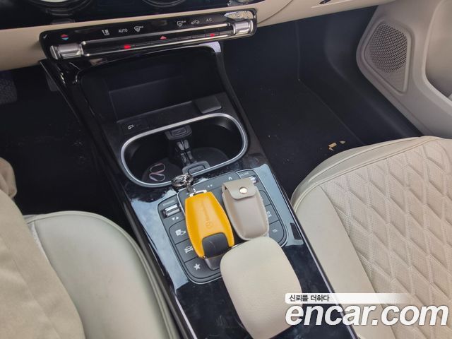 Mercedes-Benz A-Class (W177) A220 Hatchback 2023 — фото 9