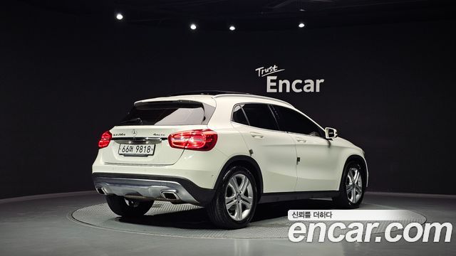 Mercedes-Benz GLA-Class (X156) GLA200 d 4MATIC 2017 — фото 2