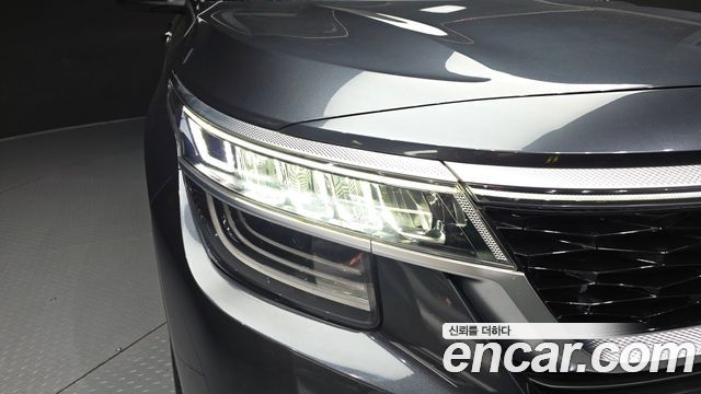Kia Seltos Diesel 1.6 2WD Signature 2021 — фото 28