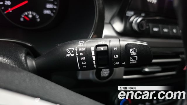 Kia Seltos Diesel 1.6 2WD Signature 2021 — фото 35