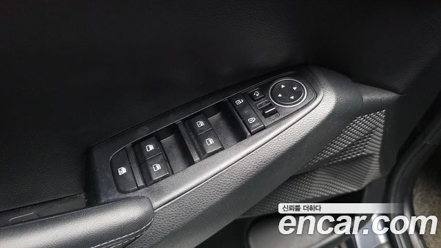 Kia Seltos Diesel 1.6 2WD Signature 2021 — фото 37