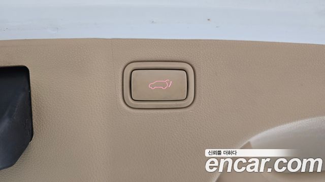 Kia Carnival 9-seater Hi-Limousine Noblesse 2017 — фото 20
