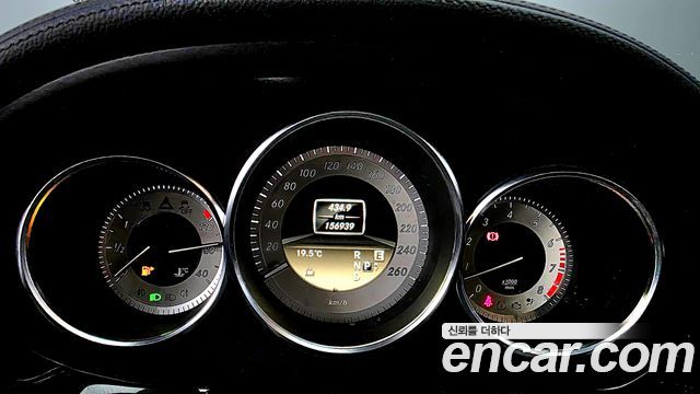 Mercedes-Benz CLS-Class (W218) CLS350 BlueEFFICIENCY 2012 — фото 8