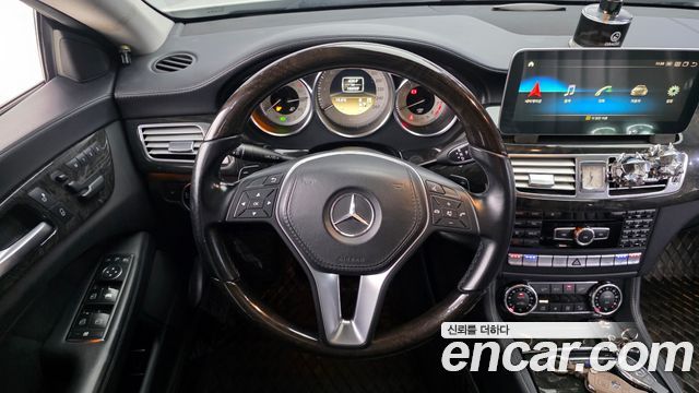 Mercedes-Benz CLS-Class (W218) CLS350 BlueEFFICIENCY 2012 — фото 13