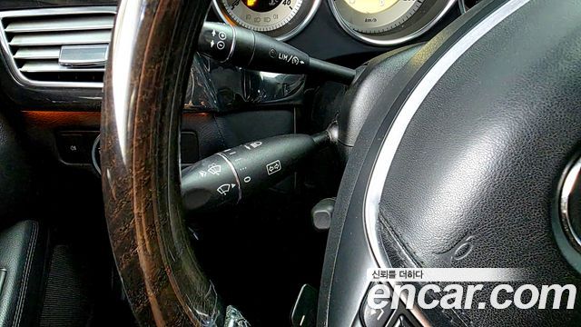 Mercedes-Benz CLS-Class (W218) CLS350 BlueEFFICIENCY 2012 — фото 16