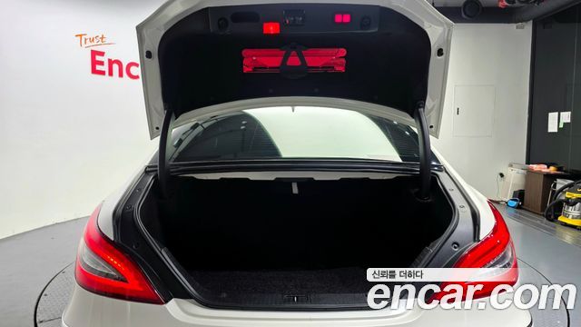 Mercedes-Benz CLS-Class (W218) CLS350 BlueEFFICIENCY 2012 — фото 19
