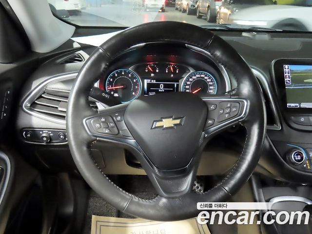 Chevrolet Malibu 2.0 Turbo LT Permium 2017 — фото 9