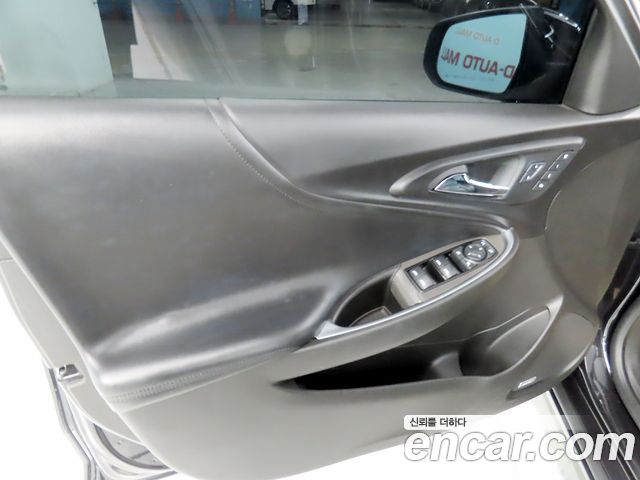 Chevrolet Malibu 2.0 Turbo LT Permium 2017 — фото 17