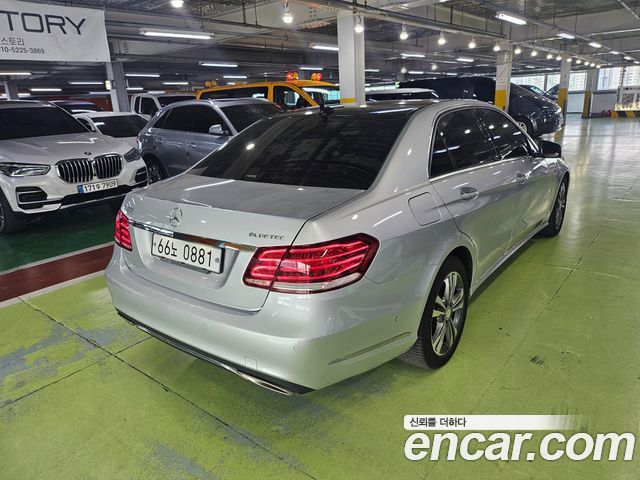 Mercedes-Benz E-Class (W212) E220 Bluetec Avantgarde 2016 — фото 2