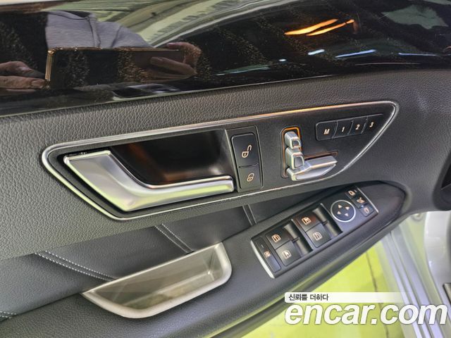Mercedes-Benz E-Class (W212) E220 Bluetec Avantgarde 2016 — фото 23