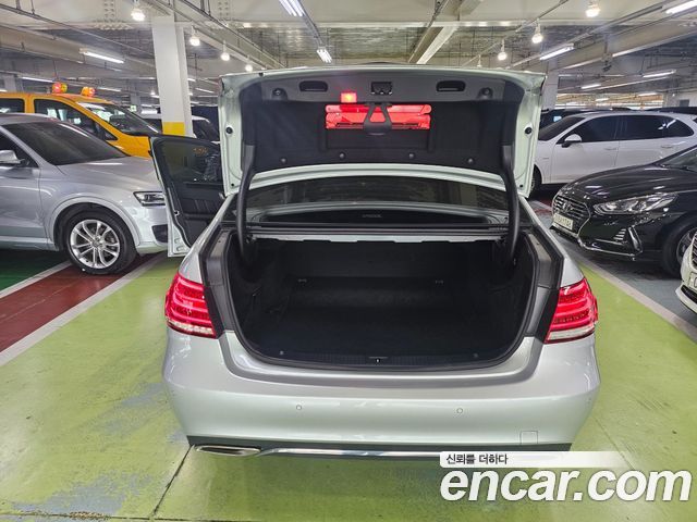 Mercedes-Benz E-Class (W212) E220 Bluetec Avantgarde 2016 — фото 24