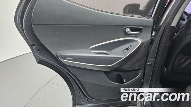 Hyundai Santa Fe The Prime Diesel 2.0 2WD Premium 2016 — фото 25