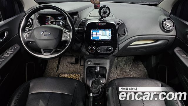 Renault Korea QM3 RE 2019 — фото 7