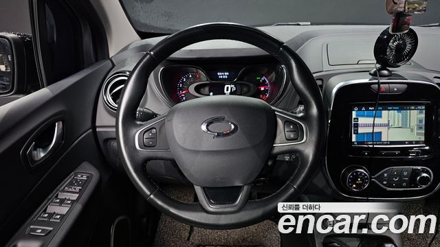 Renault Korea QM3 RE 2019 — фото 13
