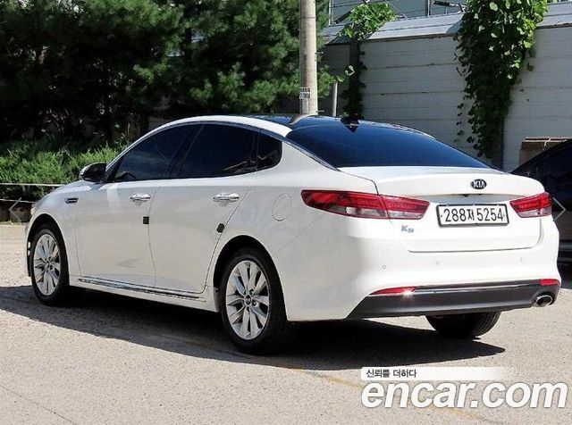 Kia K5 (II) LPI SX Noblesse 2016 — фото 3