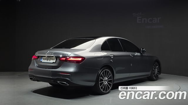 Mercedes-Benz E-Class (W213) E350 4MATIC AMG Line 2023 — фото 2