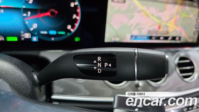 Mercedes-Benz E-Class (W213) E350 4MATIC AMG Line 2023 — фото 9