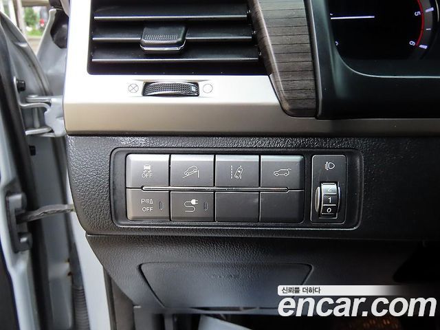KG Mobility (SsangYong) G4 Rexton Diesel 2.2 4WD Majesty 2018 — фото 16