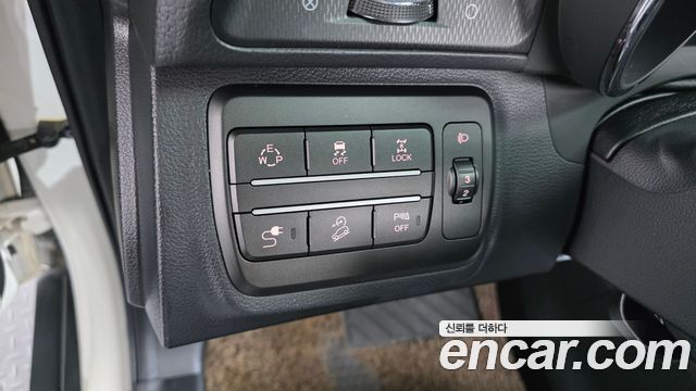 KG Mobility (SsangYong) Tivoli Air 1.6 RX 4WD 2019 — фото 12