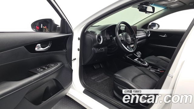 Kia K3 (II) 1.6 Prestige 2024 — фото 10