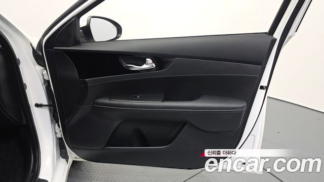 Kia K3 (II) 1.6 Prestige 2024 — фото 24