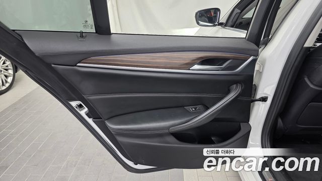 BMW 5 Series (G30) 520d Luxury Plus 2019 — фото 25