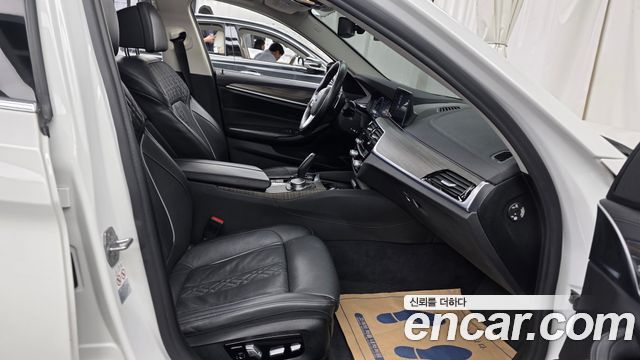 BMW 5 Series (G30) 520d Luxury Plus 2019 — фото 26