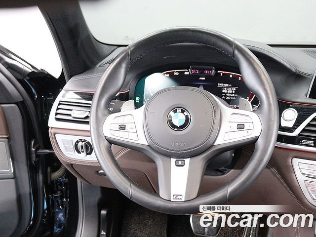 BMW 7 Series (G11) 740Li xDrive M Sport Package 2020 — фото 19