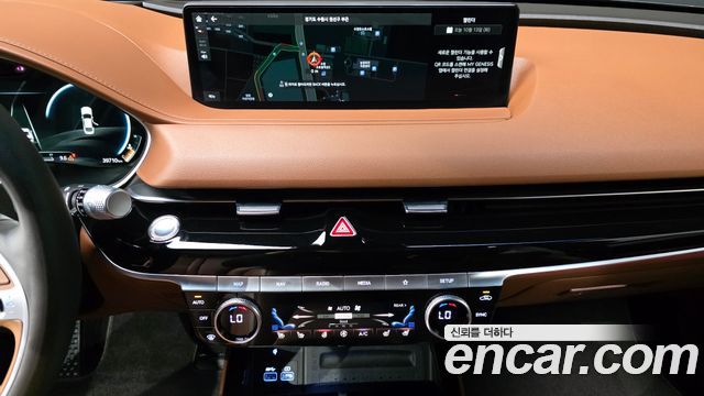 Genesis G80 (RG3) Gasoline 2.5 Turbo AWD 2021 — фото 13