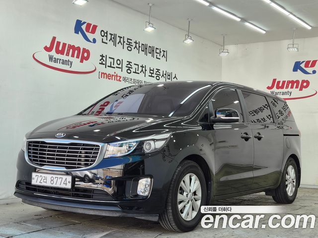 Kia Carnival 11-seater Deluxe