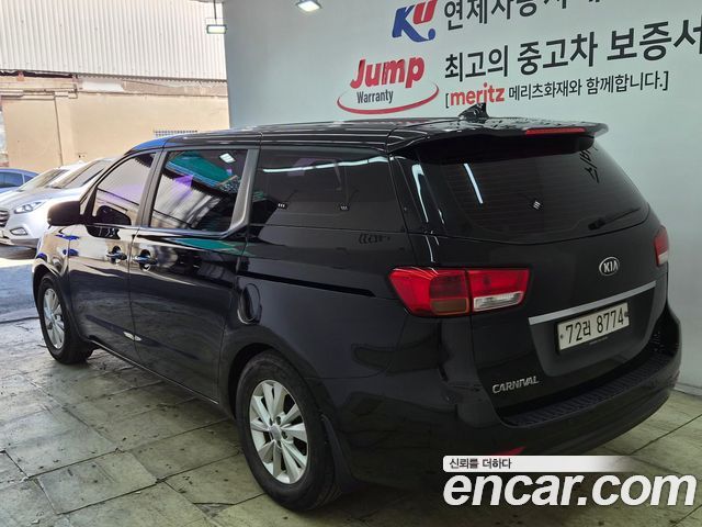 Kia Carnival 11-seater Deluxe 2015 — фото 3