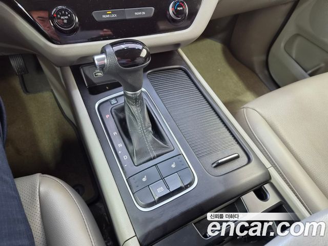 Kia Carnival 11-seater Deluxe 2015 — фото 9