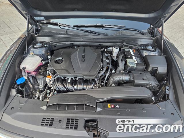 Hyundai Grandeur (GN7) 2,5 Gasoline 2WD Exclusive 2024 — фото 7