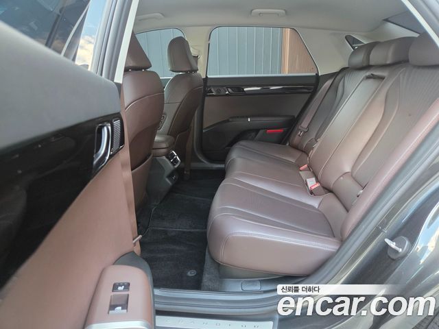 Hyundai Grandeur (GN7) 2,5 Gasoline 2WD Exclusive 2024 — фото 10