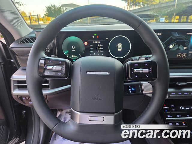 Hyundai Grandeur (GN7) 2,5 Gasoline 2WD Exclusive 2024 — фото 16