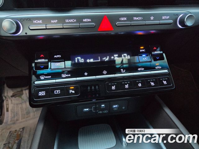 Hyundai Grandeur (GN7) 2,5 Gasoline 2WD Exclusive 2024 — фото 23