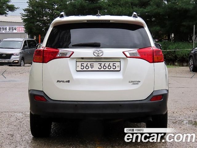 Toyota RAV4 2.5 4WD 4th 2015 — фото 4